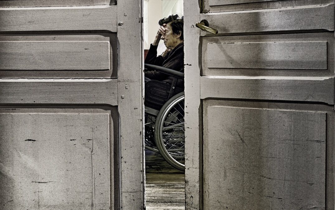 Entre les portes